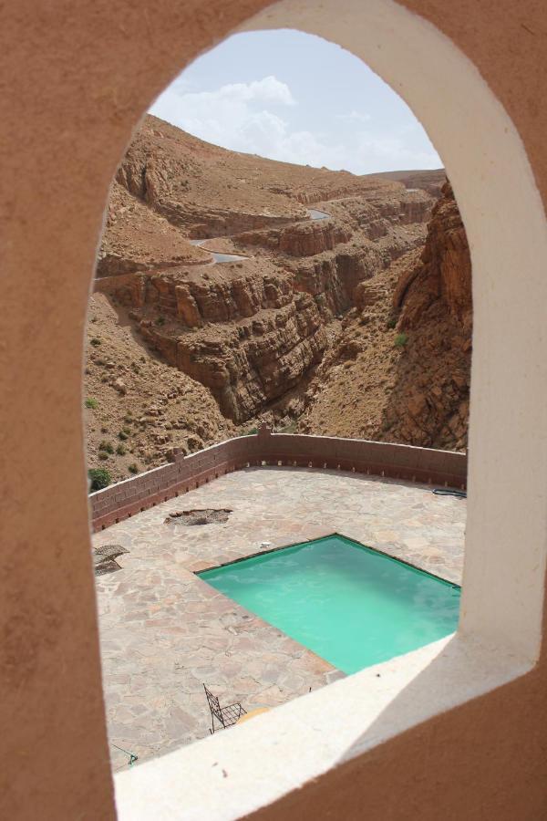 Akhendachou n'Ait Ouffi Kasbah Lucasホステル エクステリア 写真